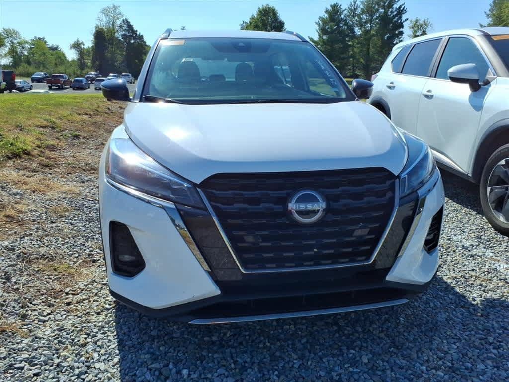 Used 2024 Nissan Kicks SR FWD image 7