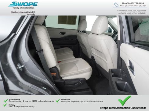 Used 2023 Nissan Pathfinder SL w/ Lighting Package (N92) AWD/4WD image 10