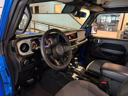 Used 2024 Jeep Wrangler Unlimited Sport image 10