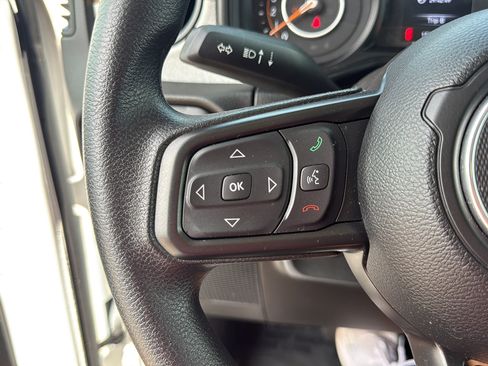 Certified 2025 Jeep Gladiator Sport AWD/4WD image 21