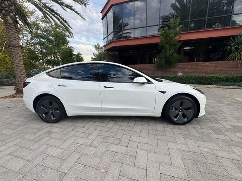 Used 2023 Tesla Model 3 Standard Range RWD image 5