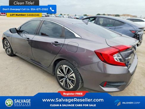 Used 2018 Honda Civic EX-T image 3