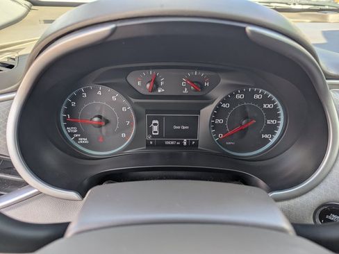 Used 2022 Chevrolet Malibu LT image 21