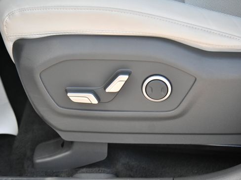 Used 2024 Hyundai Santa Fe SEL AWD/4WD image 17