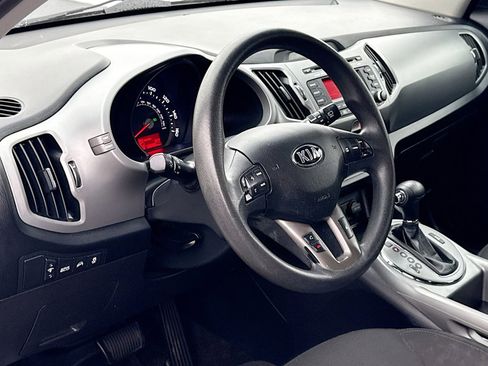 Used 2015 Kia Sportage LX image 2