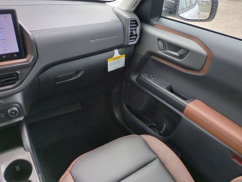 New 2026 Ford Bronco Sport Outer Banks AWD/4WD image 17