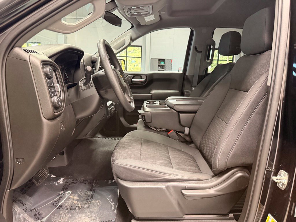 Used 2021 Chevrolet Silverado 1500 Custom AWD/4WD image 29