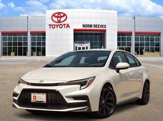 Used 2025 Toyota Corolla SE w/ Convenience Package FWD video 1