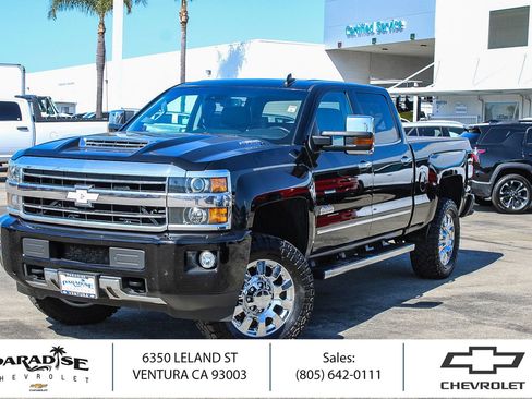 Used 2018 Chevrolet Silverado 2500 High Country w/ Duramax Plus Package AWD/4WD image 1