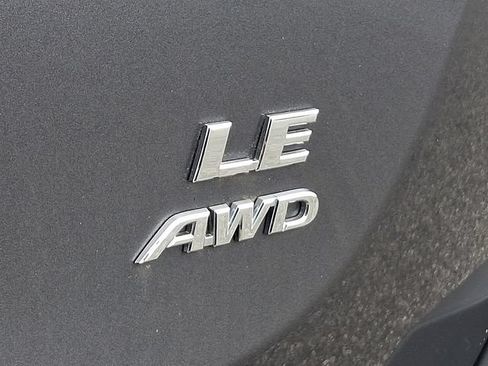Used 2014 Toyota RAV4 LE AWD/4WD image 30