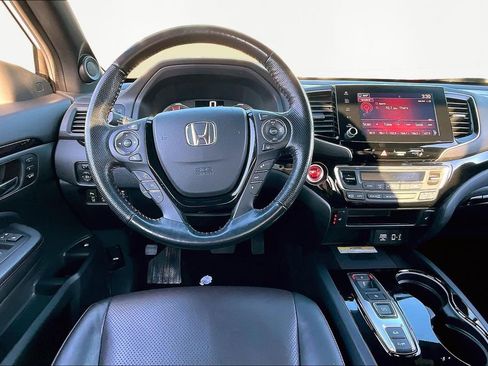 Used 2022 Honda Ridgeline Black Edition image 9