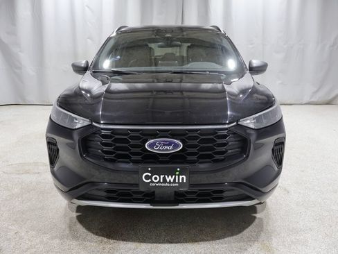 Used 2024 Ford Escape ST-Line AWD/4WD image 7
