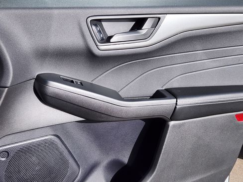 Used 2024 Ford Escape Active w/ Tech Pack #1 image 15