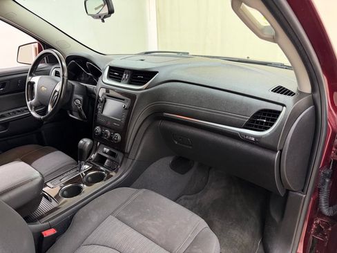 Used 2017 Chevrolet Traverse LT AWD/4WD image 13