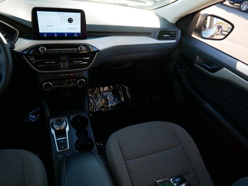 Certified 2022 Ford Escape SE w/ Convenience Package AWD/4WD image 11