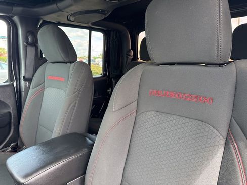 Used 2021 Jeep Gladiator Rubicon image 11