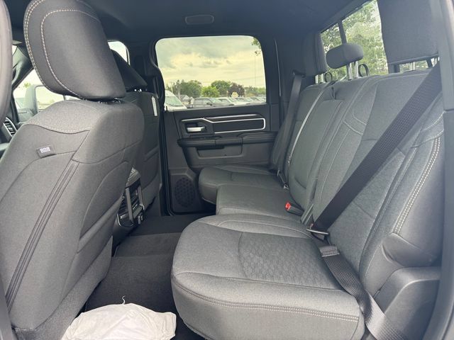 New 2027 RAM 3500 Big Horn AWD/4WD image 20