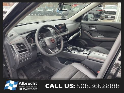 Used 2025 Nissan Rogue SV w/ Rock Creek Premium Package AWD/4WD image 9