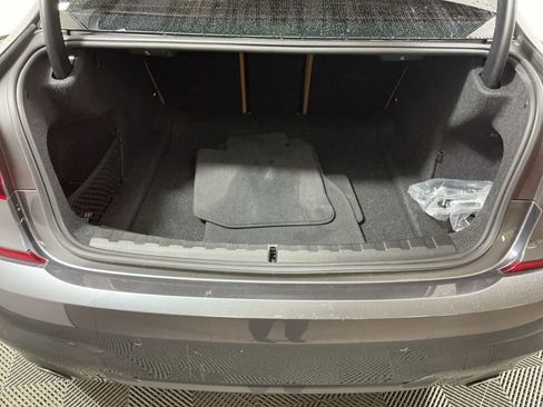 Used 2021 BMW 330i Sedan w/ M Sport Package image 29