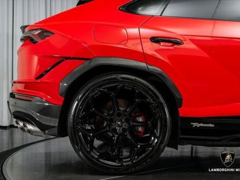Used 2023 Lamborghini Urus Performante AWD/4WD image 27