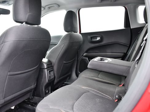 Used 2018 Jeep Compass Sport AWD/4WD image 22