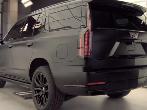 Certified 2025 Cadillac Escalade Sport w/ Touring Package AWD/4WD image 6