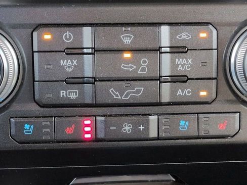 Certified 2018 Ford F150 Lariat w/ Equipment Group 502A Luxury image 26