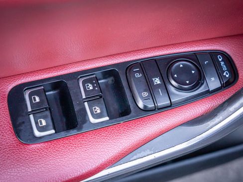 Used 2021 Kia Stinger GT image 11