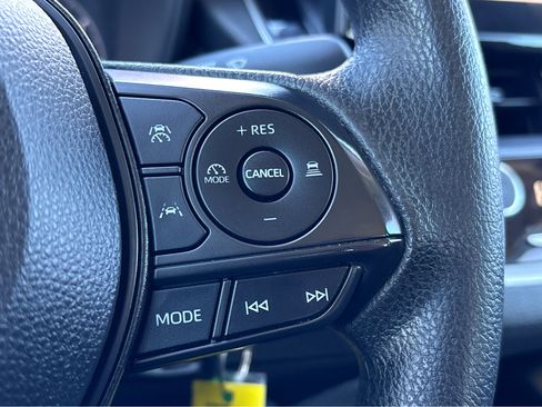 Used 2023 Toyota Corolla LE image 15