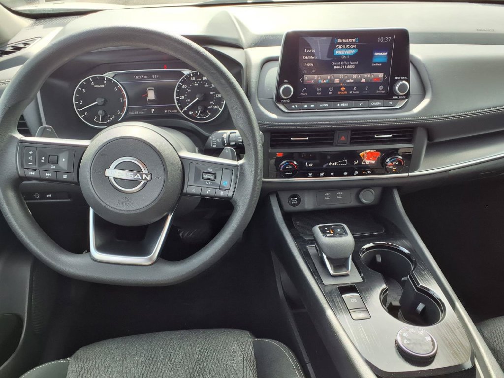 Used 2024 Nissan Rogue SV AWD/4WD image 13