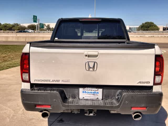 Used 2023 Honda Ridgeline Black Edition image 6