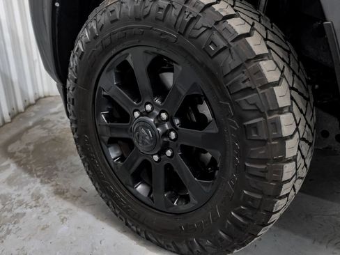 Used 2025 RAM 2500 Laramie AWD/4WD image 54