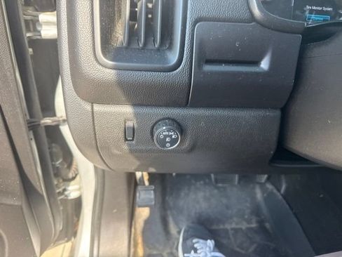 Used 2017 Chevrolet Colorado LT w/ LT Convenience Package RWD image 26