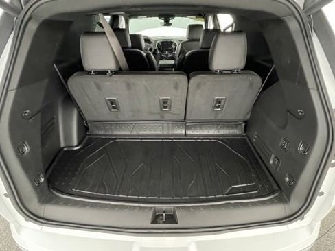 Used 2024 Chevrolet Traverse High Country image 49