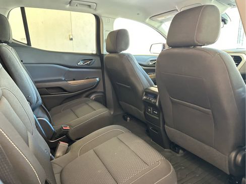 Used 2023 GMC Acadia SLE w/ Driver Convenience Package image 28