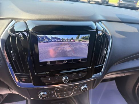 Certified 2023 Chevrolet Traverse LT AWD/4WD image 18