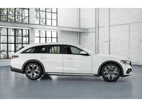 New 2025 Mercedes-Benz E 450 4MATIC All-Terrain Wagon image 15