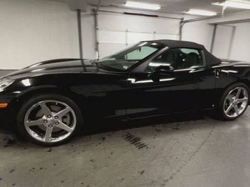 Used 2006 Chevrolet Corvette Convertible w/ Preferred Equipment Group image 4