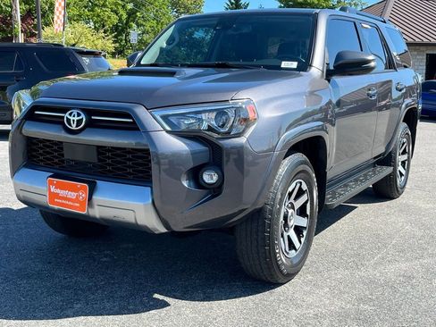Used 2021 Toyota 4Runner TRD Off-Road Premium AWD/4WD image 4