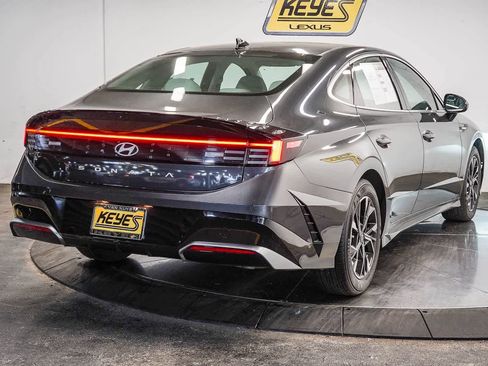 Used 2025 Hyundai Sonata SEL FWD image 4