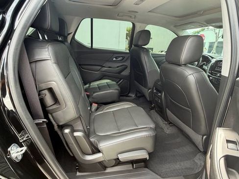 Used 2019 Chevrolet Traverse Premier w/ Redline Edition FWD image 5