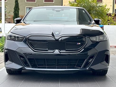 Used 2024 BMW i5 M60 w/ Premium Package AWD/4WD image 8