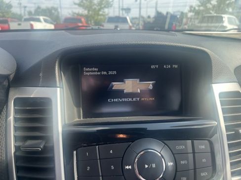 Used 2016 Chevrolet Cruze LT w/ Sun And Sound Package image 21