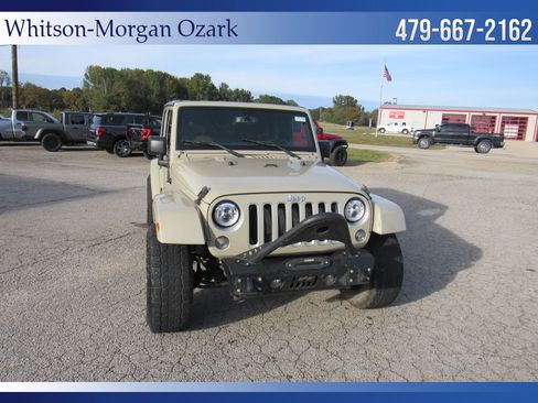 Used 2017 Jeep Wrangler Unlimited Sahara w/ Dual Top Group image 21