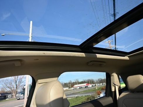 Used 2023 Lincoln Nautilus Reserve w/ Equipment Group 201A image 44