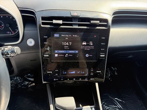 Used 2024 Hyundai Tucson SEL FWD image 11