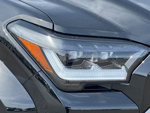 New 2026 Toyota 4Runner Limited AWD/4WD image 31