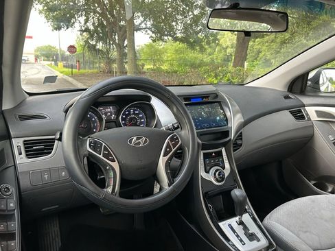 Used 2011 Hyundai Elantra GLS w/ Preferred Equipment Pkg 3 FWD image 13