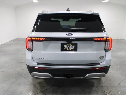 New 2026 Ford Explorer Platinum image 7