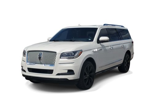 Used 2023 Lincoln Navigator L Reserve AWD/4WD image 3